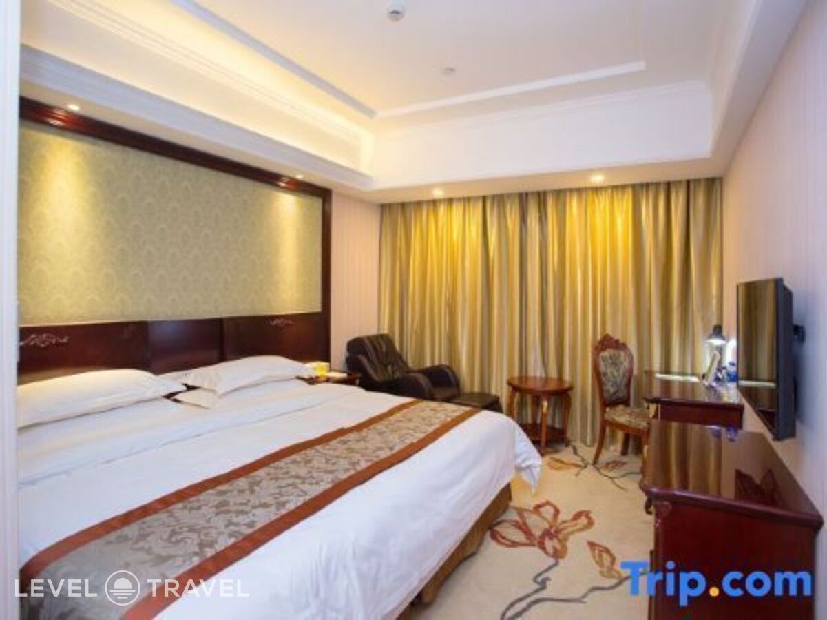 фотографии номера Улучшенный номер отеля Vienna Hotel Shanghai Hongqiao Xujing в Китай(Шанхай) - фото №3