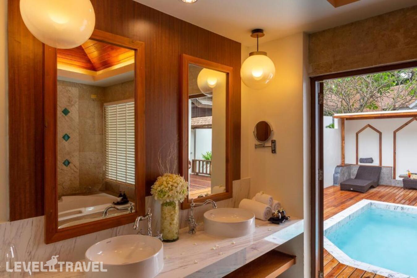фотографии номера Двухместная Villa Luxury Suite Pool двуспальная кровать отеля Railay Bay Resort & Spa в Таиланд(Рейлей) - фото №5