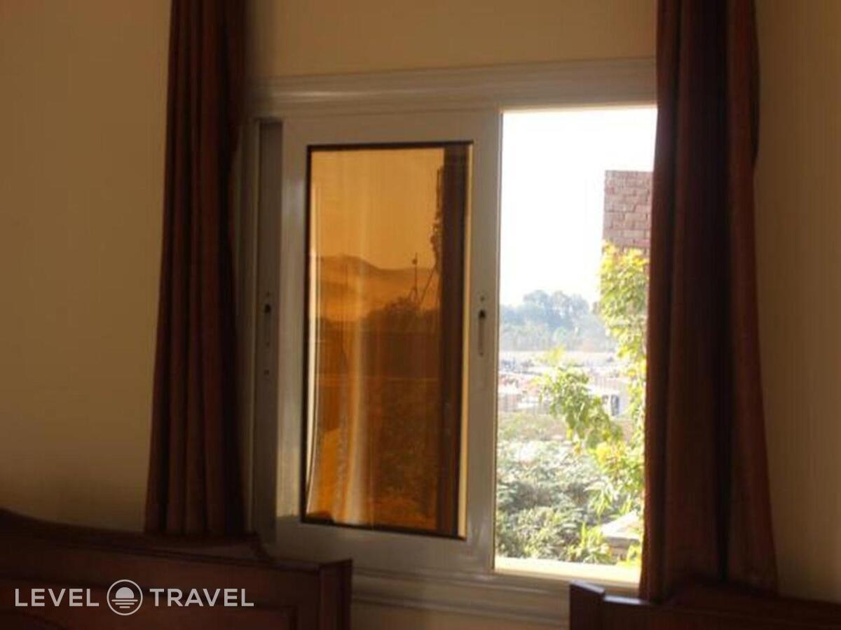фотографии номера Стандартный с балконом отеля Royal Pyramids Inn в Египет(Гиза) - фото №1
