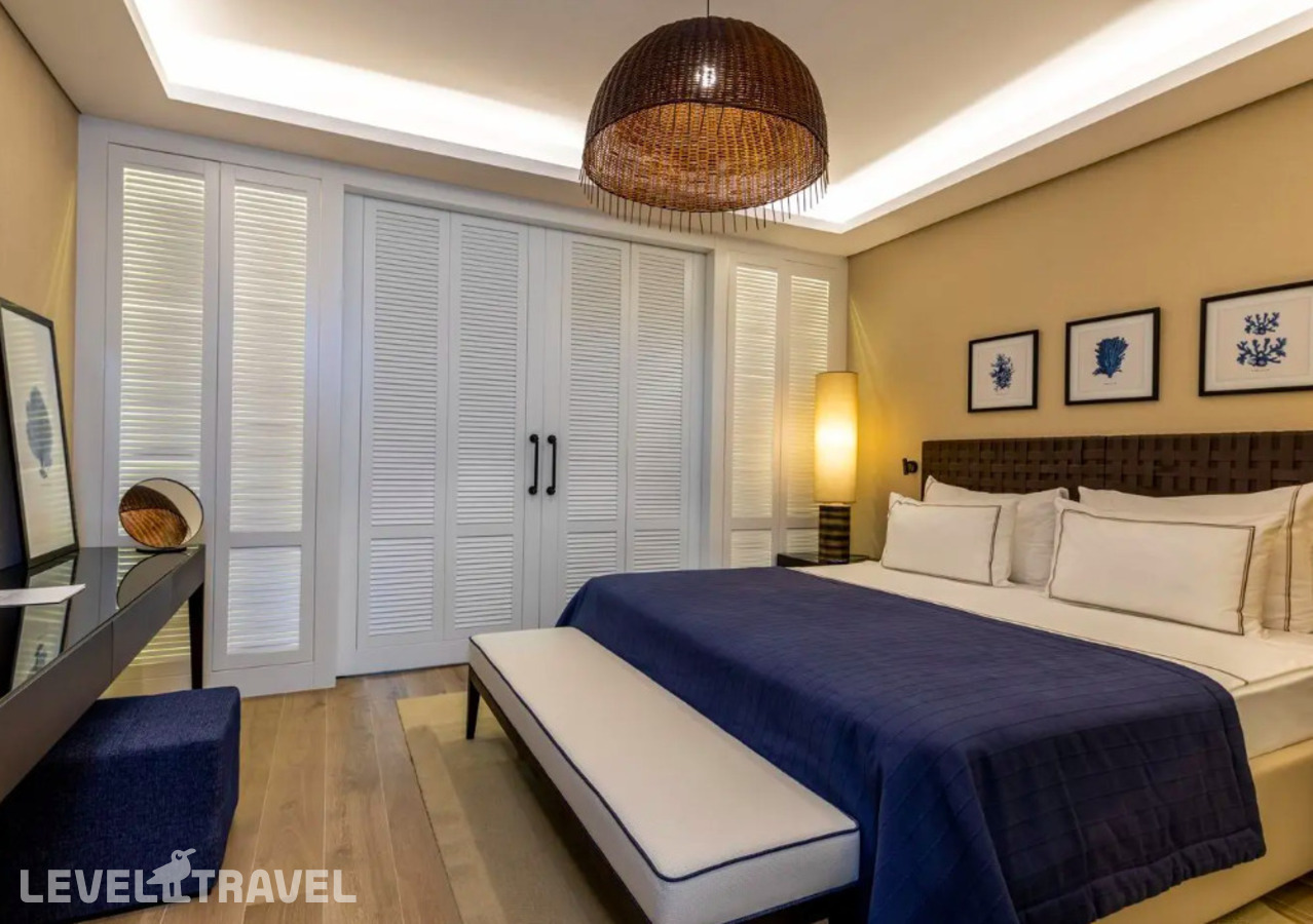 фотографии номера Двухместный номер Swim up Superior двуспальная кровать отеля Kaya Palazzo Resort & Residence Le Chic Bodrum в Турция(Гюмбет) - фото №2