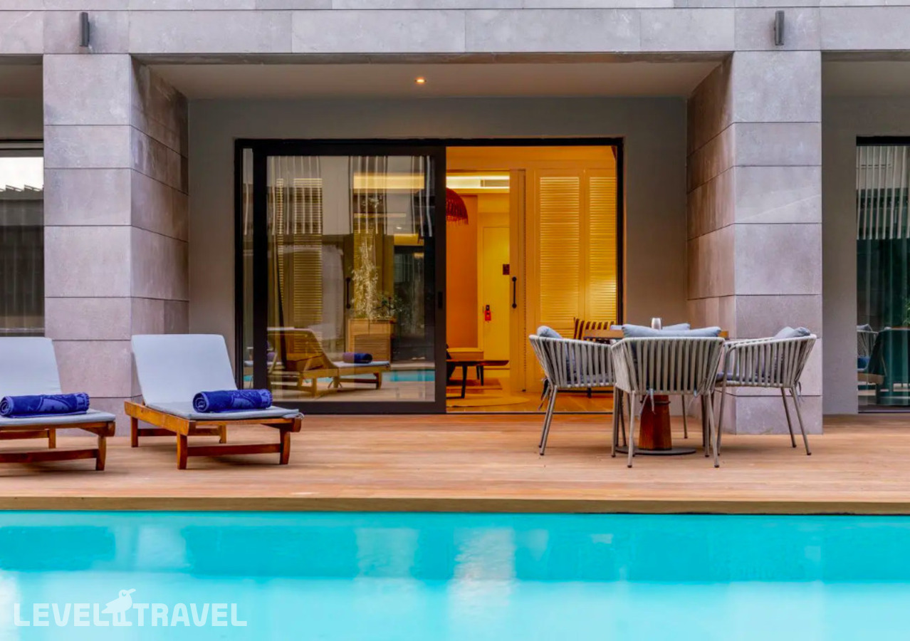 фотографии номера Двухместный номер Swim up Superior двуспальная кровать отеля Kaya Palazzo Resort & Residence Le Chic Bodrum в Турция(Гюмбет) - фото №6