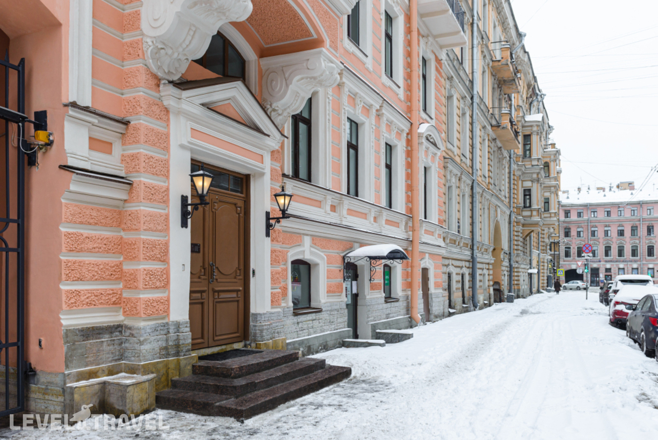 фотографии номера Двухместная Студия с диваном двуспальная кровать отеля Апарт-Отель Staronevsky Dom в Россия(Центральный район) - фото №20