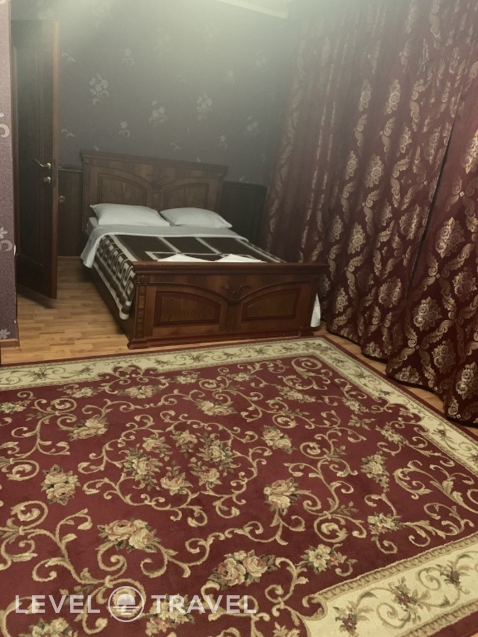 фотографии номера Полулюкс с балконом отеля Отель Андалусия в Россия(Махачкала) - фото №3