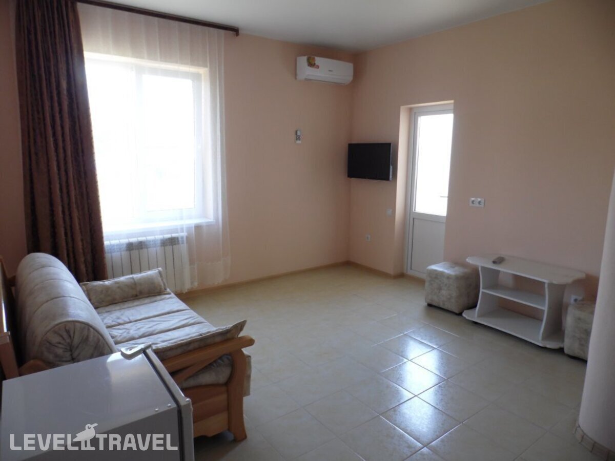Стандартный (2 комнаты) (двуспальная кровать) — фото 4