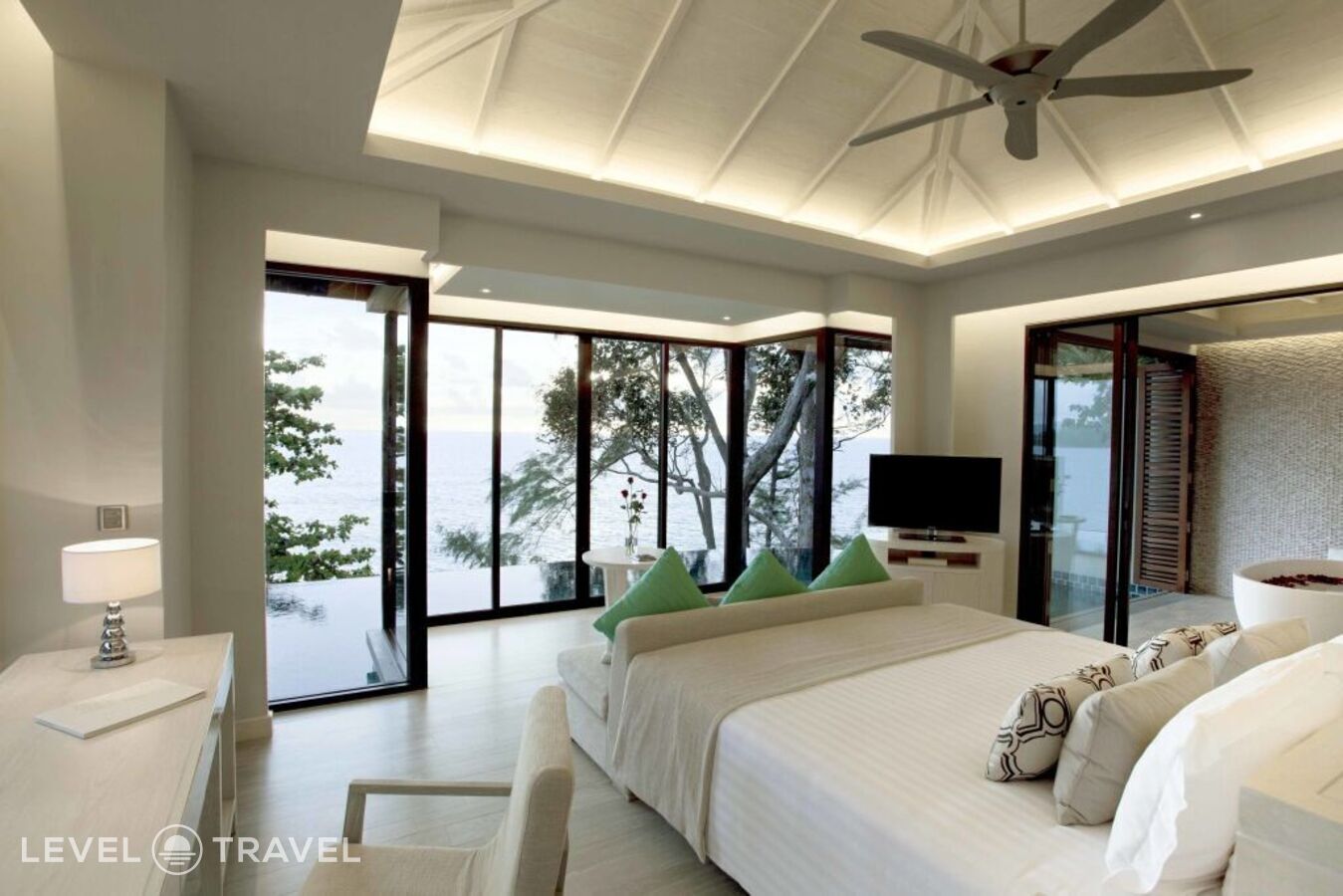 фотографии номера Роскошная вилла отеля Pullman Phuket Arcadia Naithon Beach в Таиланд(Найтон Бич) - фото №2