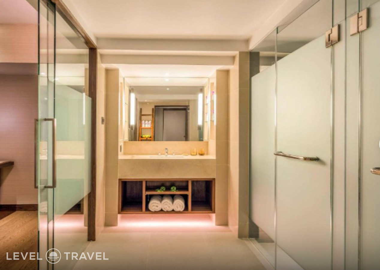 фотографии номера Суперлюкс отеля Pullman Phuket Karon Beach Resort (Ex.Hilton Phuket Arcadia Resort & Spa) в Таиланд(Карон Бич) - фото №4