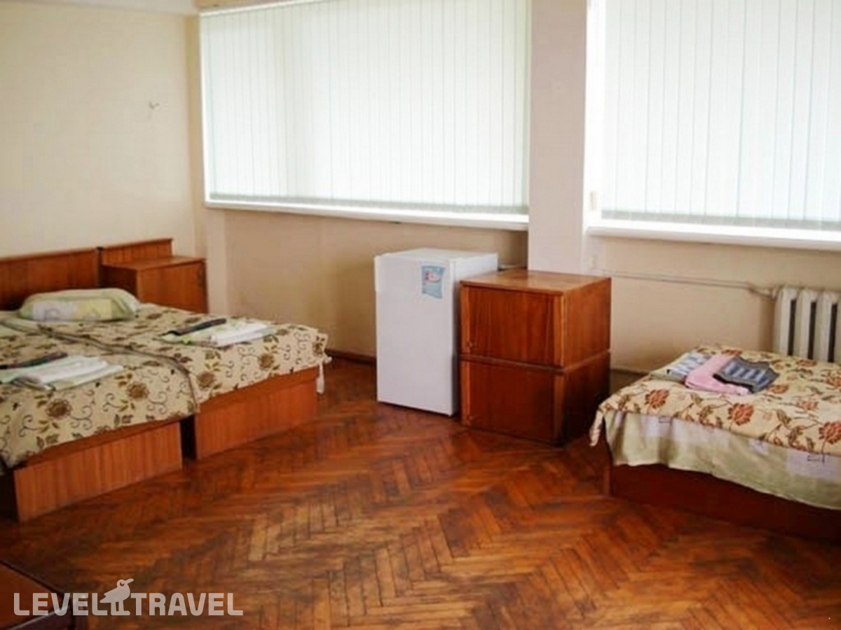 фотографии номера Трехместный повышенной комфортности отеля Колхида в Абхазия(Гагра) - фото №3