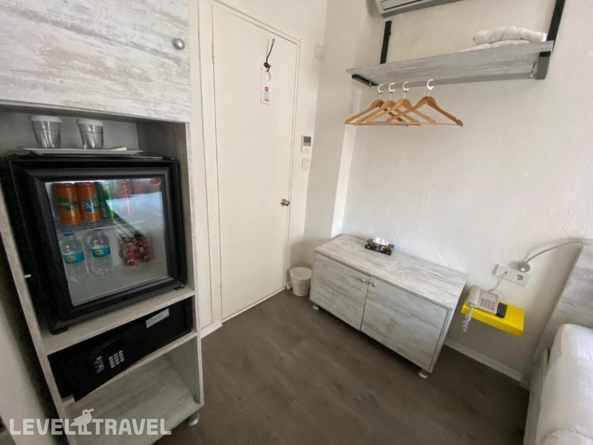 фотографии номера Экономичный номер отеля Piano Hotel в Турция(Измир) - фото №2
