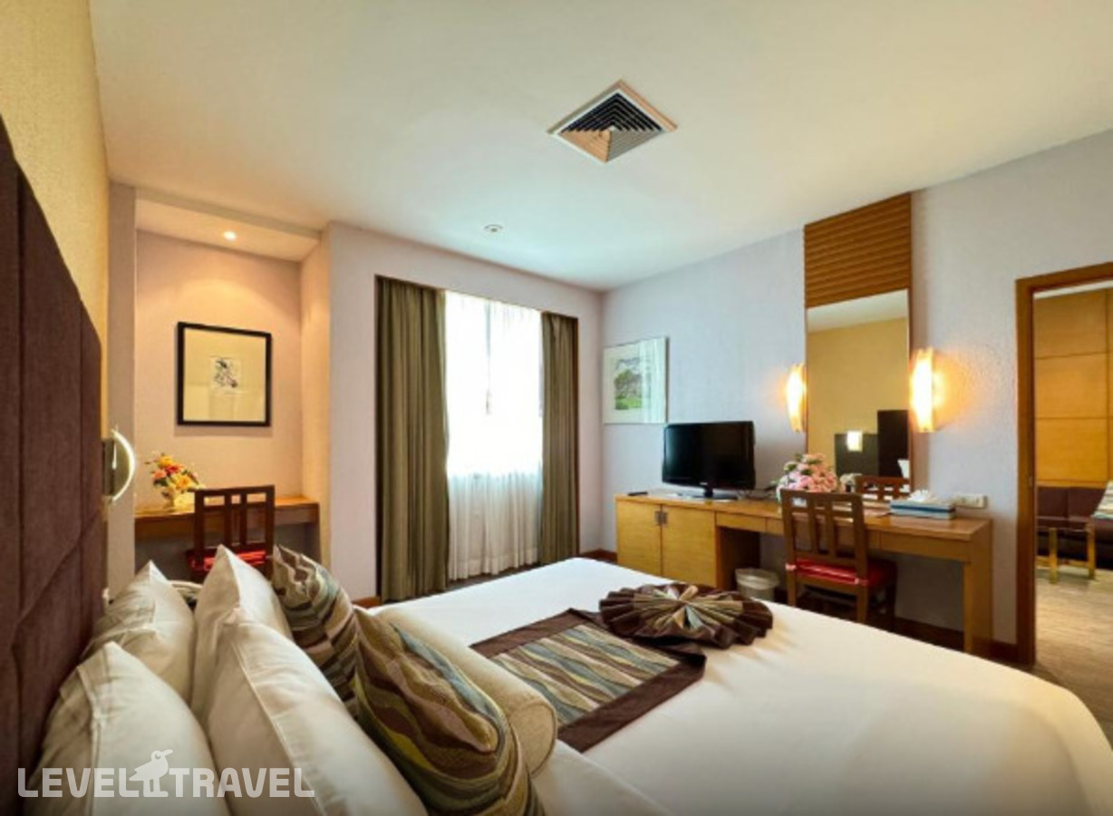 фотографии номера Семейный люкс отеля Phuket Merlin Hotel в Таиланд(город Пхукет) - фото №6