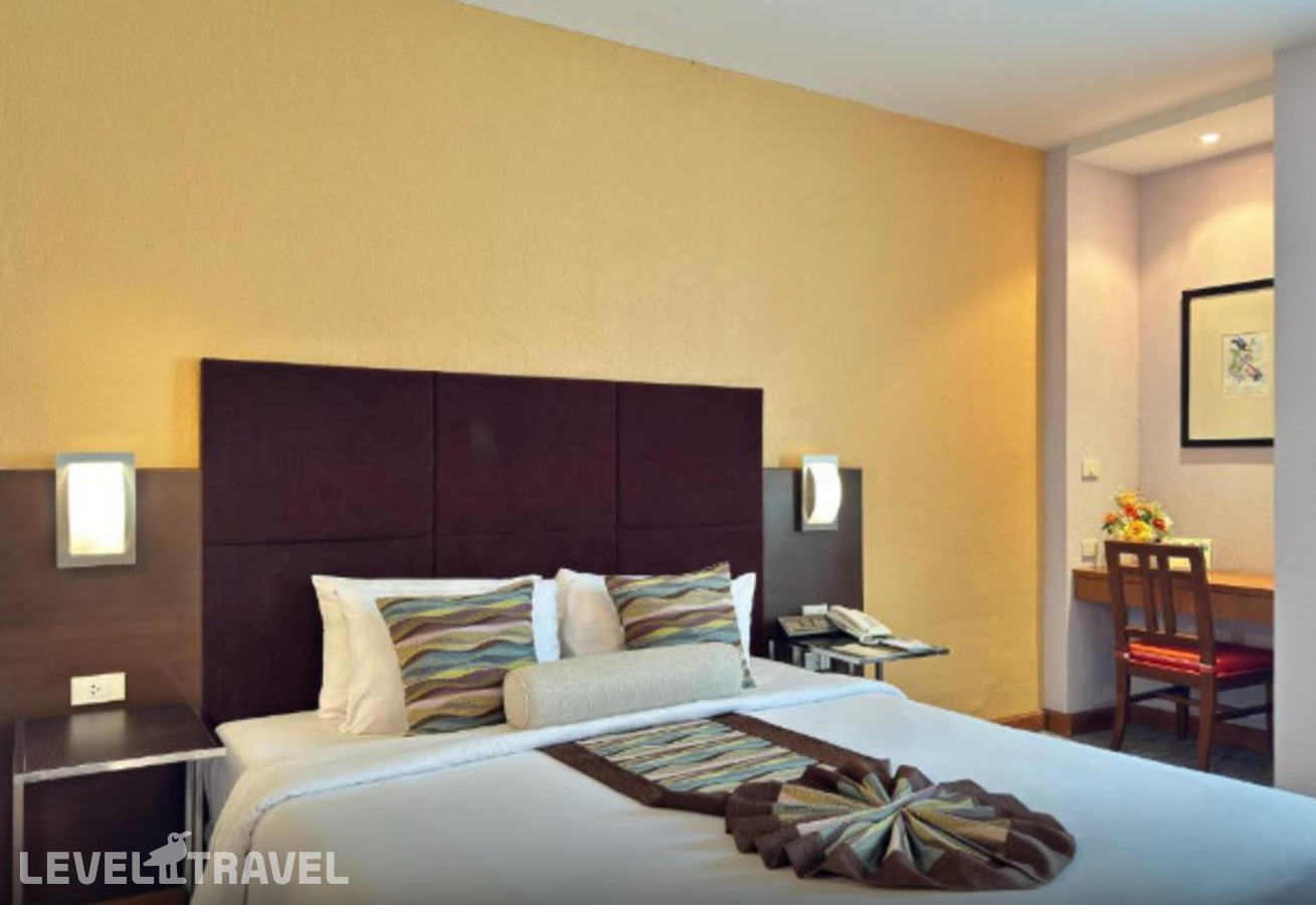 фотографии номера Семейный люкс отеля Phuket Merlin Hotel в Таиланд(город Пхукет) - фото №3