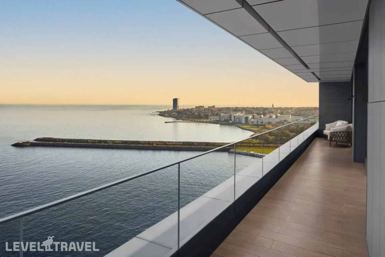фотографии номера Люкс Executive c 1 комнатой с видом на море отеля JW Marriott Hotel Istanbul Marmara Sea в Турция(Бакыркёй) - фото №6