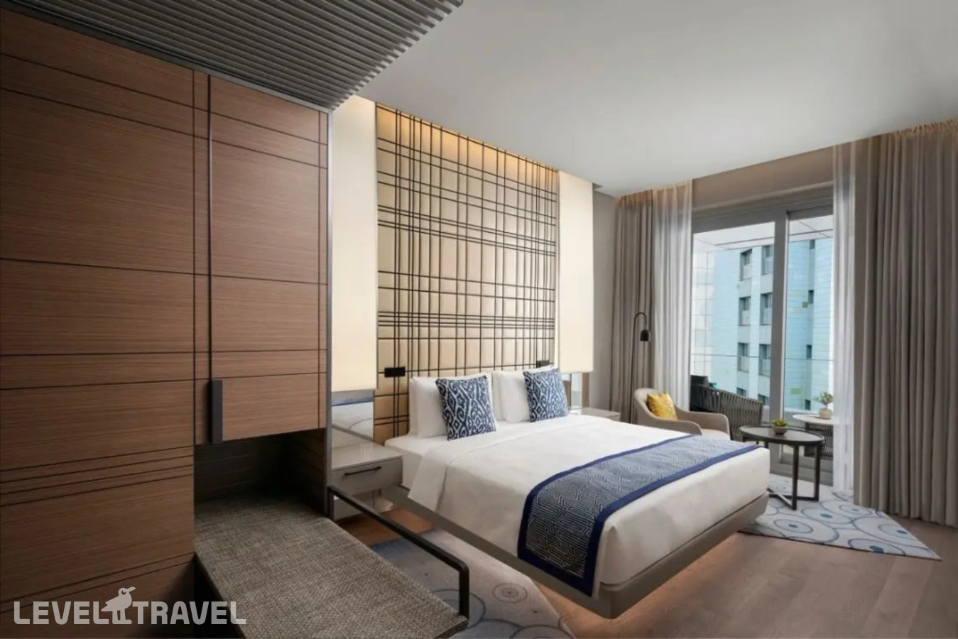 фотографии номера Люкс Elite с частичным видом на море отеля JW Marriott Hotel Istanbul Marmara Sea в Турция(Бакыркёй) - фото №2