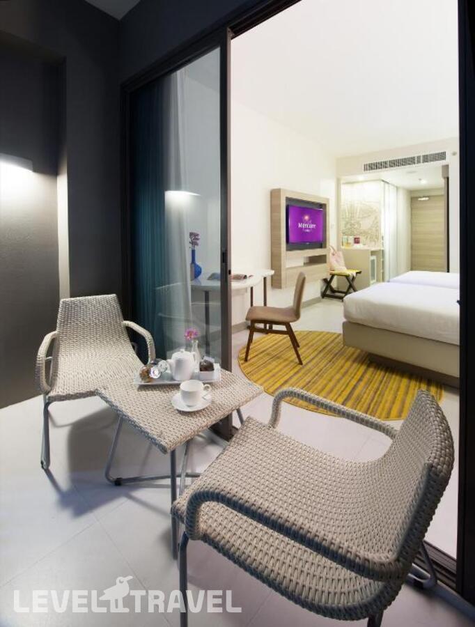 фотографии номера Делюкс отеля Mercure Pattaya Ocean Resort в Таиланд(Центральная Паттайя) - фото №1