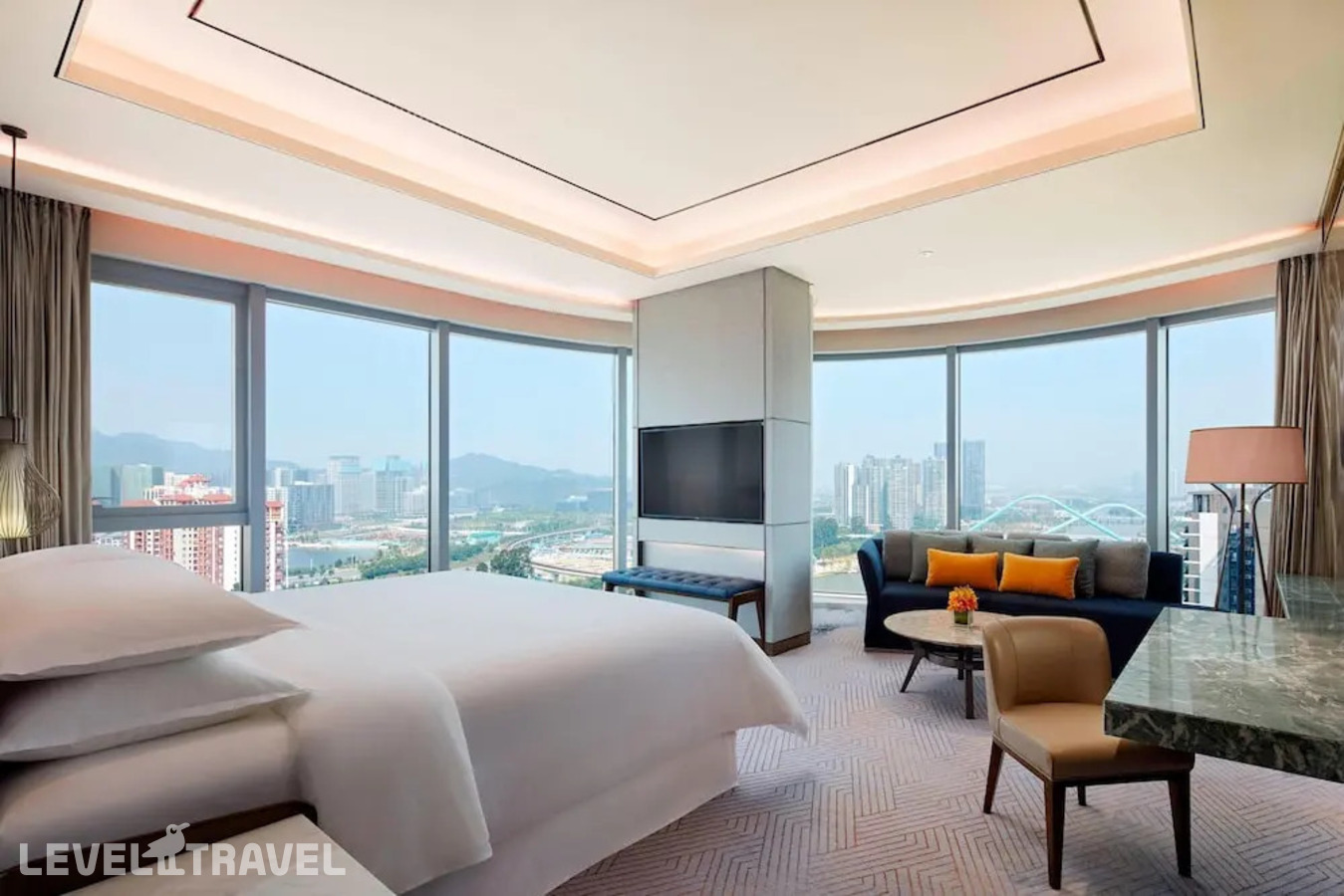 фотографии номера Люкс отеля Sheraton Guangzhou Nansha Hotel в Китай(Гуанчжоу) - фото №1