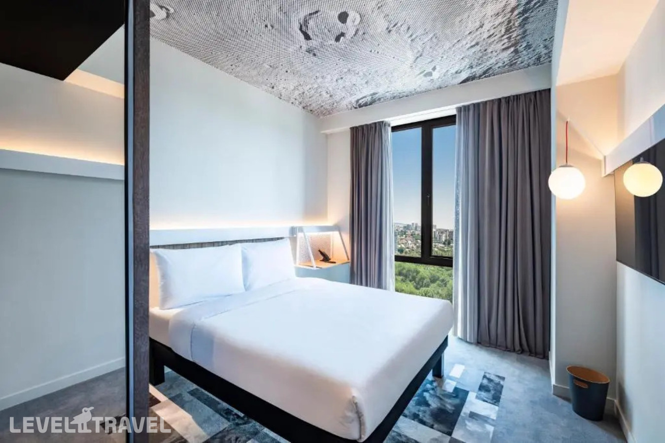 фотографии номера Стандартный номер отеля Hotel Ibis Tbilisi City в Грузия(Тбилиси) - фото №1