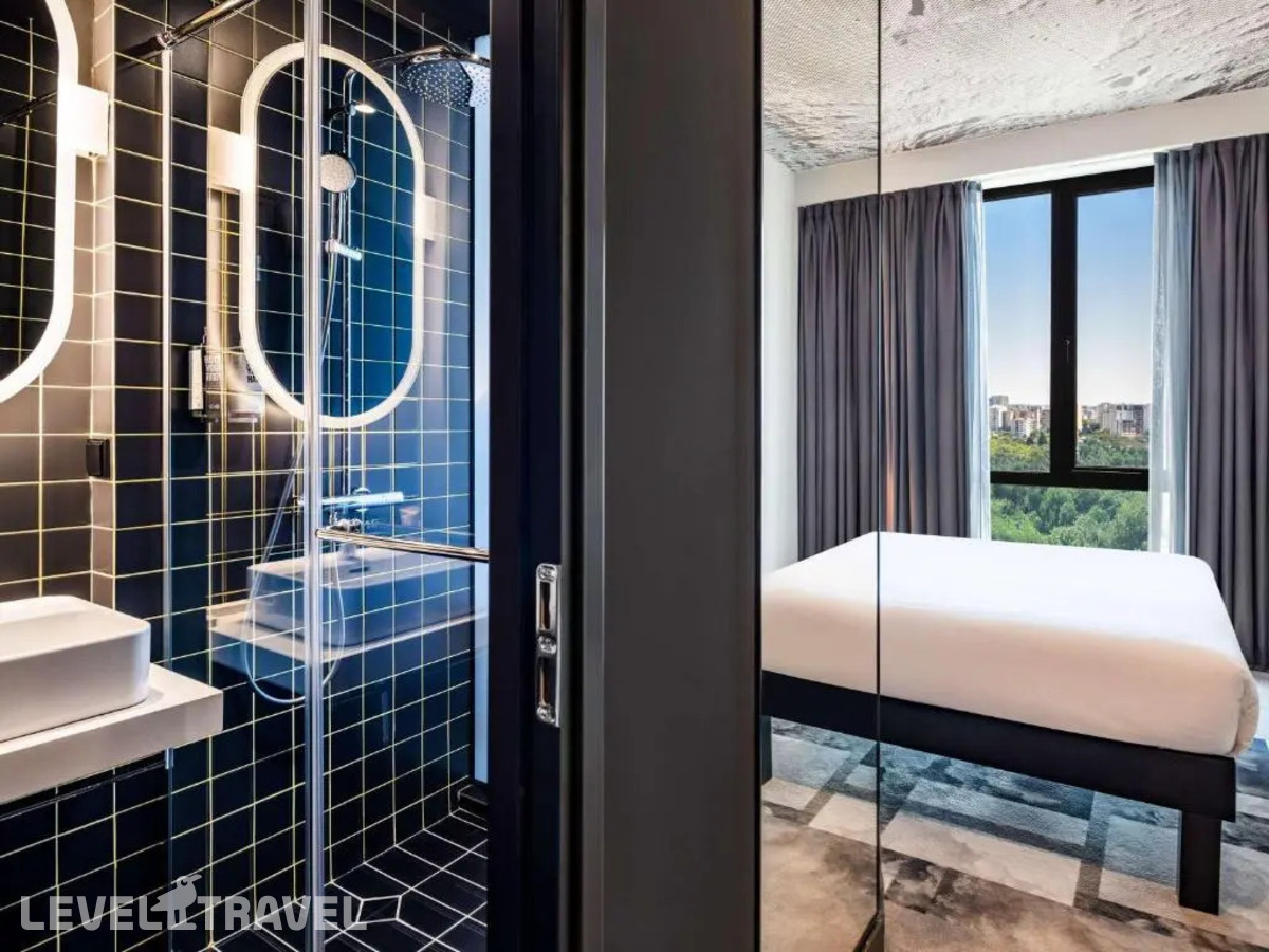 фотографии номера Стандартный номер отеля Hotel Ibis Tbilisi City в Грузия(Тбилиси) - фото №3