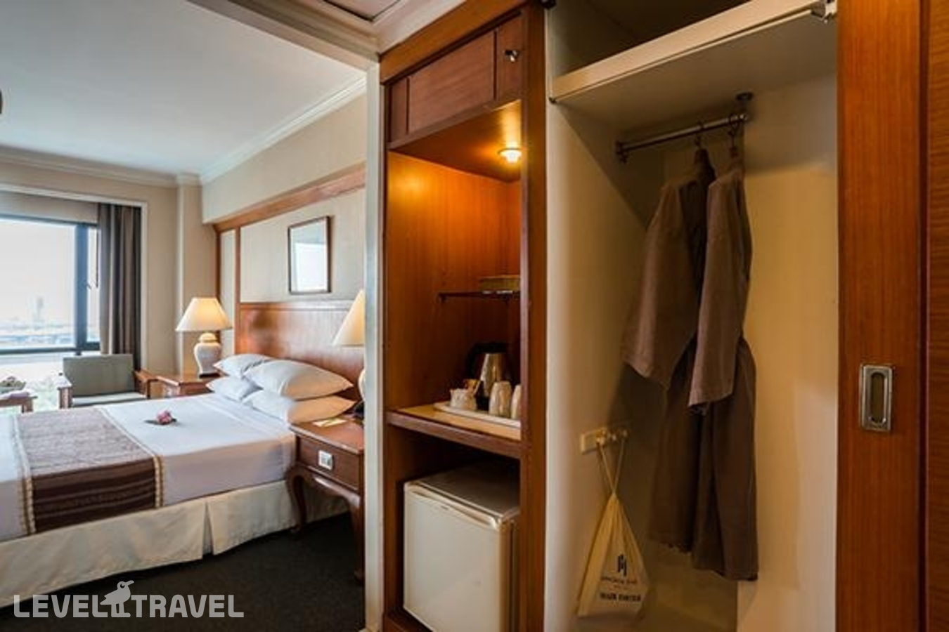фотографии номера Номер Connecting отеля Bangkok Palace Hotel в Таиланд(Бангкок) - фото №4