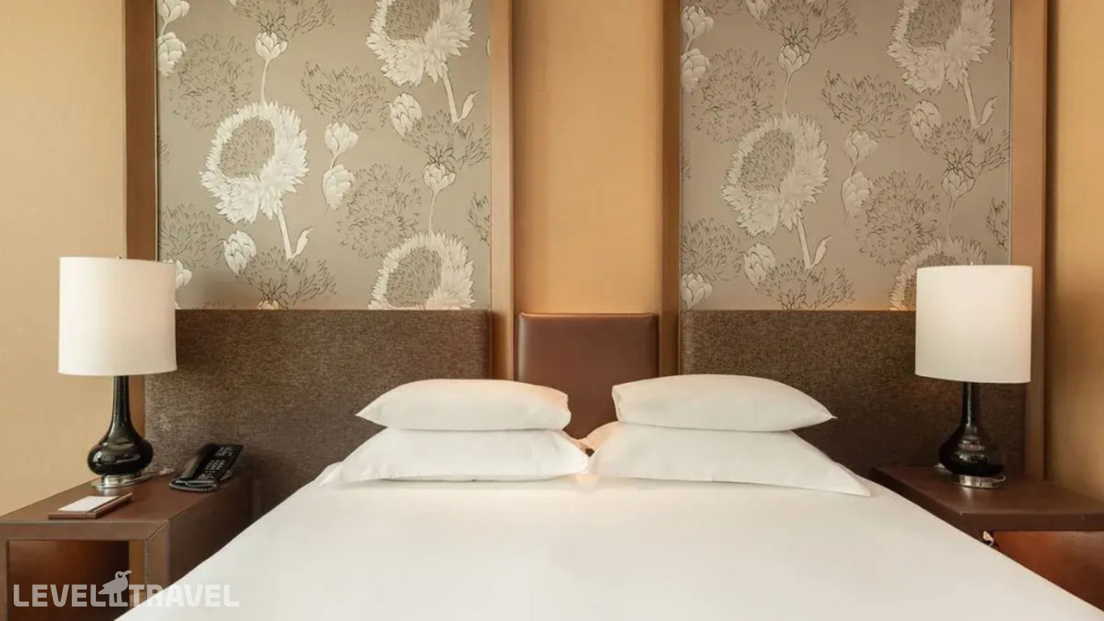 фотографии номера Номер Sky Superior отеля Eastin Grand Hotel Sathorn в Таиланд(Бангкок) - фото №1
