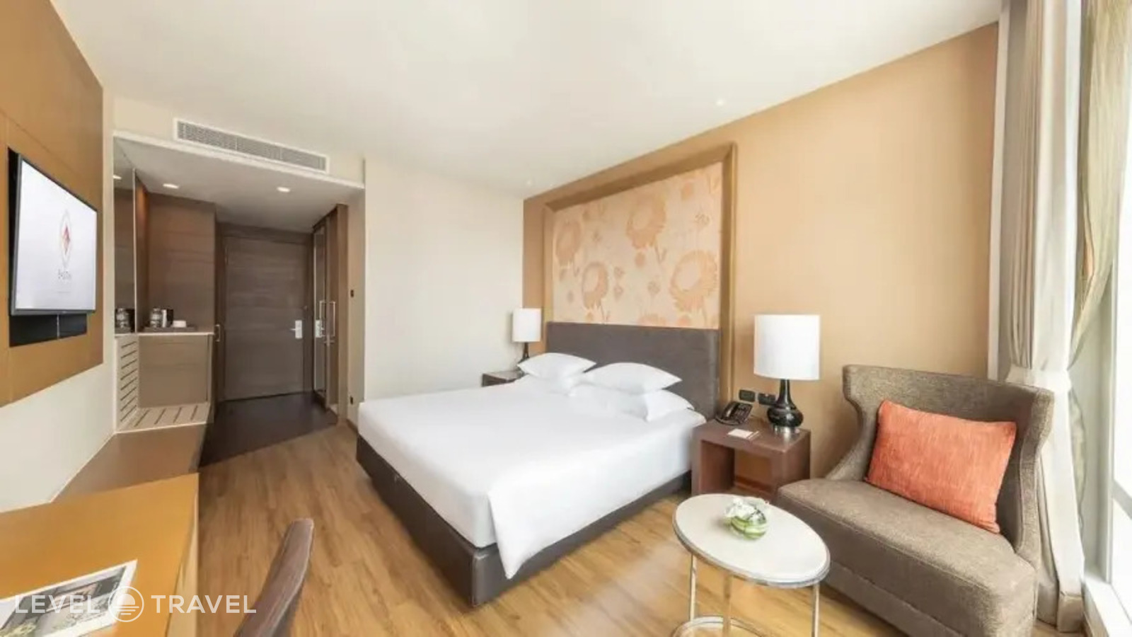 фотографии номера Двухместный номер Sky Superior двуспальная кровать отеля Eastin Grand Hotel Sathorn в Таиланд(Бангкок) - фото №2
