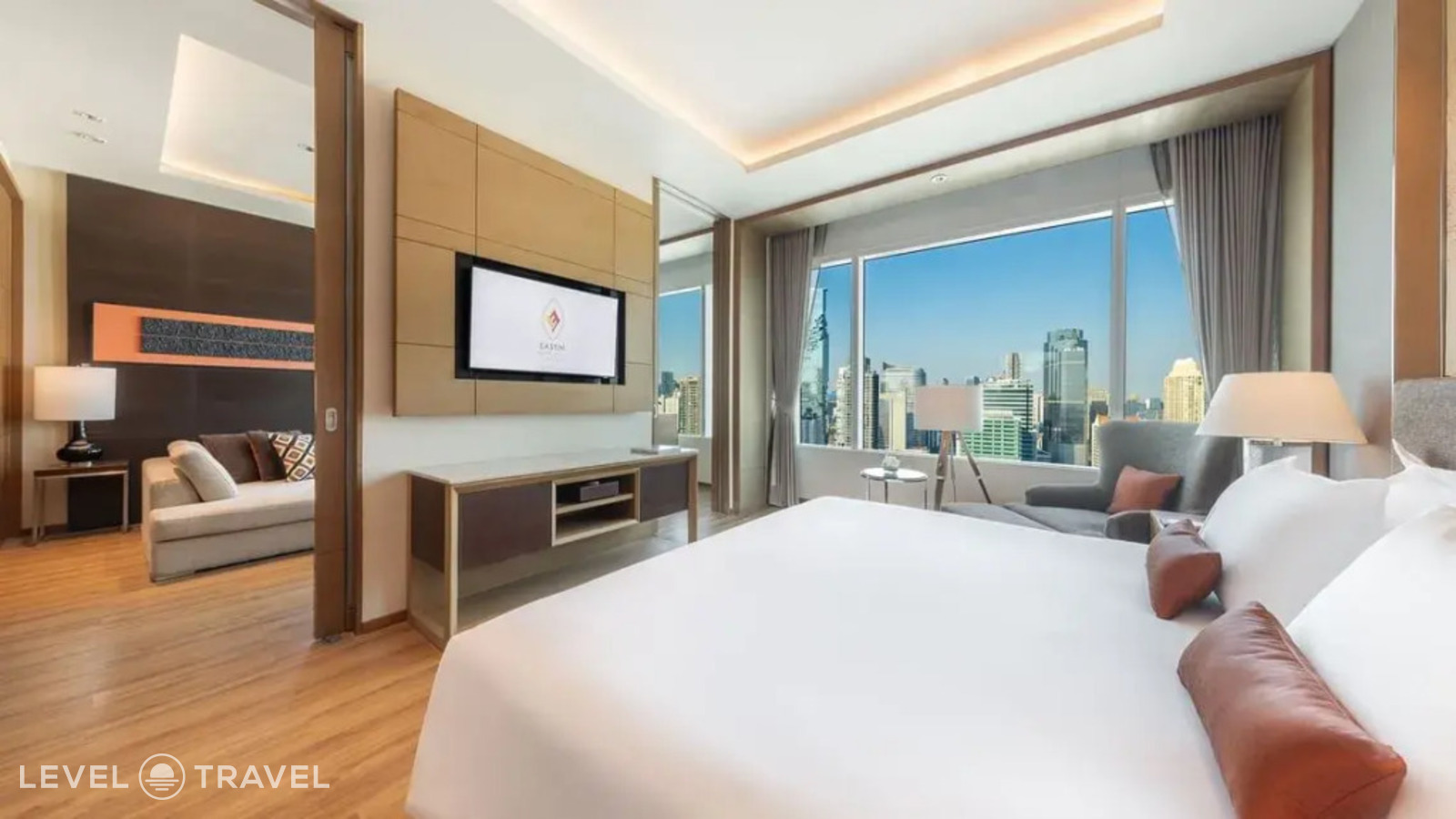 Двухместный люкс Executive with Lounge Access двуспальная кровать — фото 1