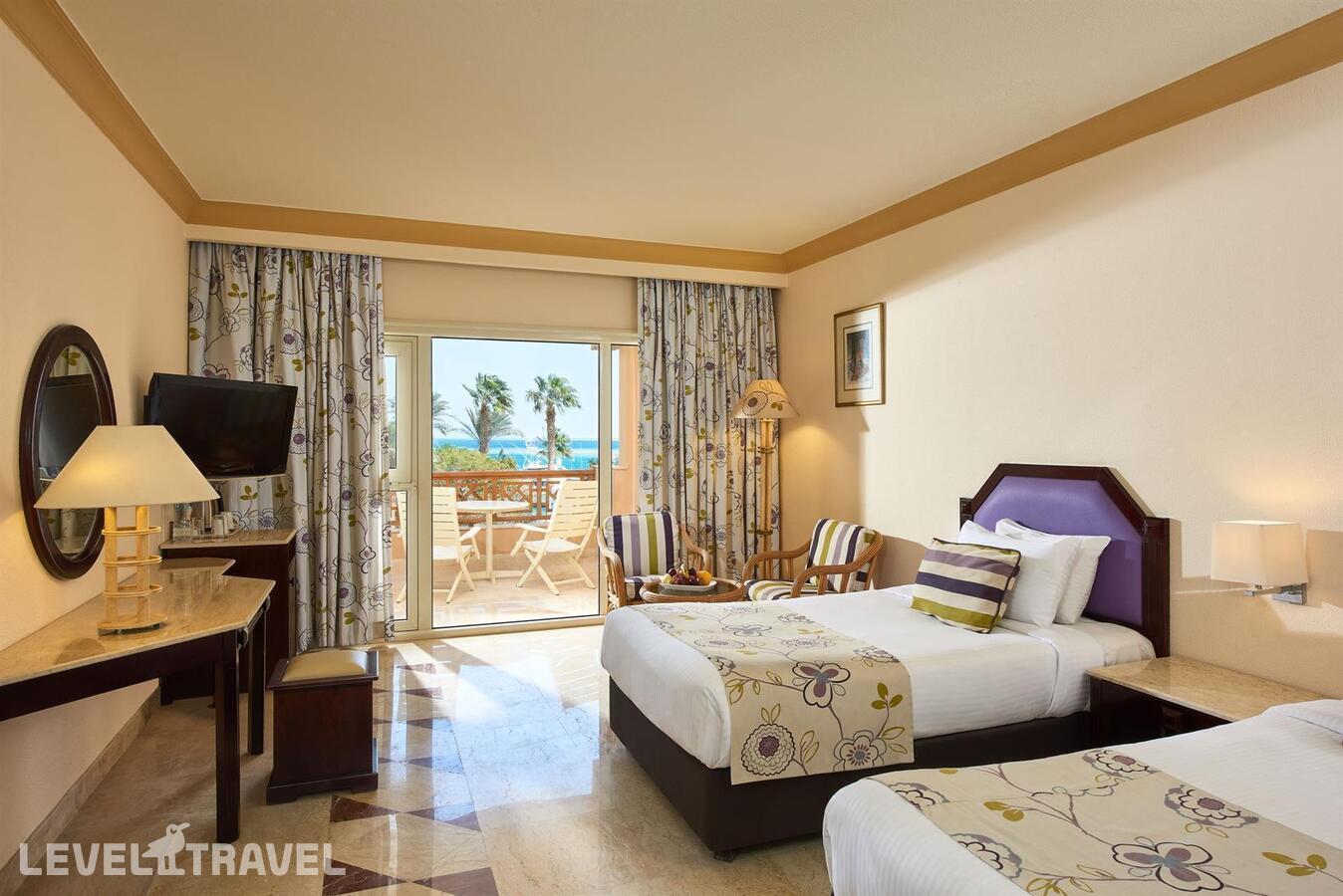 фотографии номера Классический номер отеля Continental Hurghada (Ex.Movenpick Resort) в Египет(Хургада (город)) - фото №3