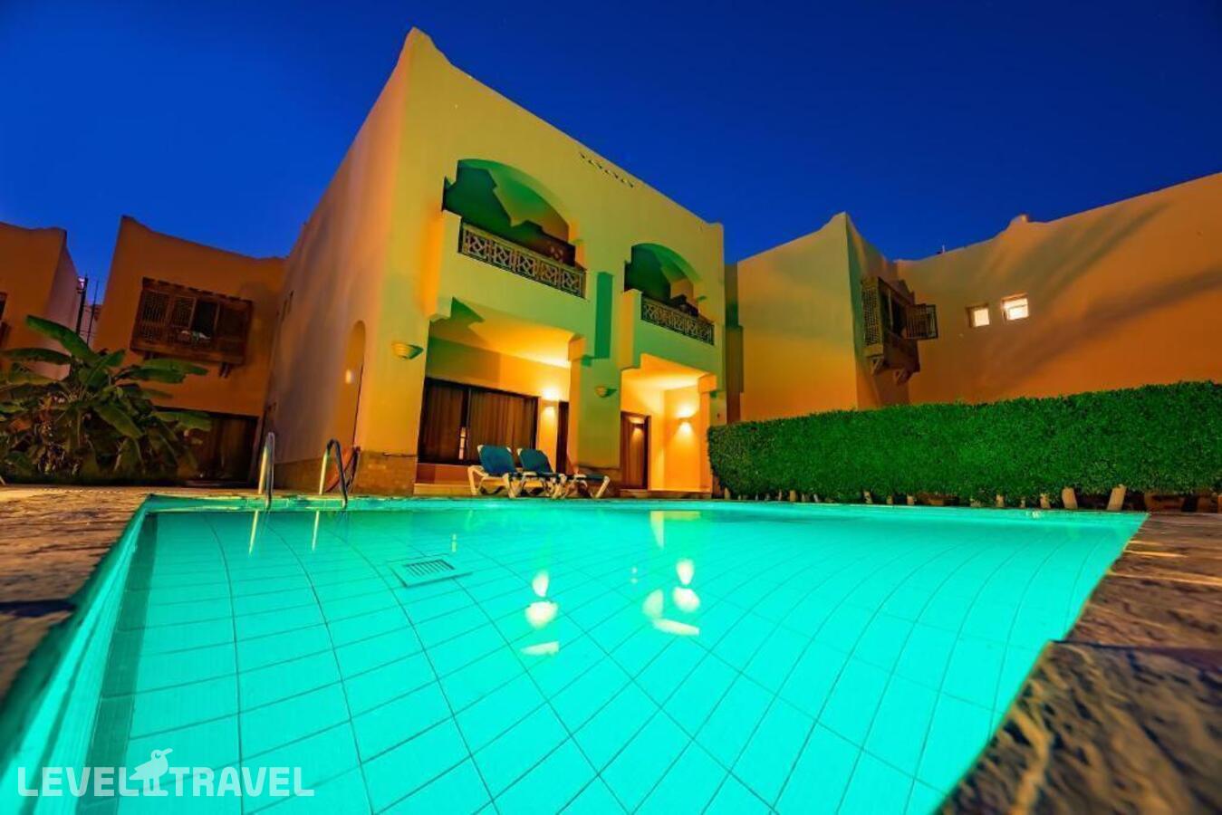 фотографии номера Вилла (3 спальни) отеля Continental Hurghada (Ex.Movenpick Resort) в Египет(Хургада (город)) - фото №3