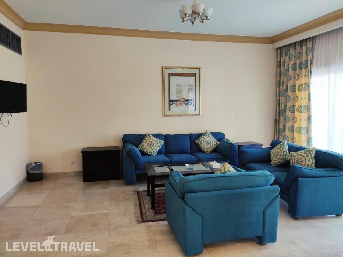 фотографии номера Вилла (3 спальни) отеля Continental Hurghada (Ex.Movenpick Resort) в Египет(Хургада (город)) - фото №5