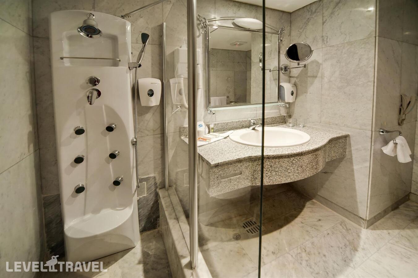 фотографии номера Люкс с видом на море отеля AMC Royal Hotels & Spa (Ex. AMC Royal Resort) в Египет(Хургада (город)) - фото №3
