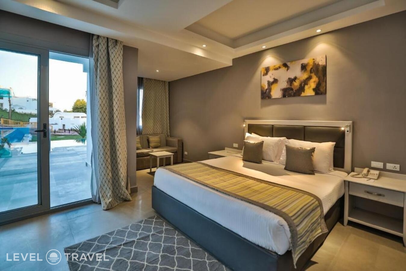 фотографии номера Делюкс Swim Up (16+) отеля Sunrise Diamond Beach Resort в Египет(Шарм-эль-Шейх) - фото №1