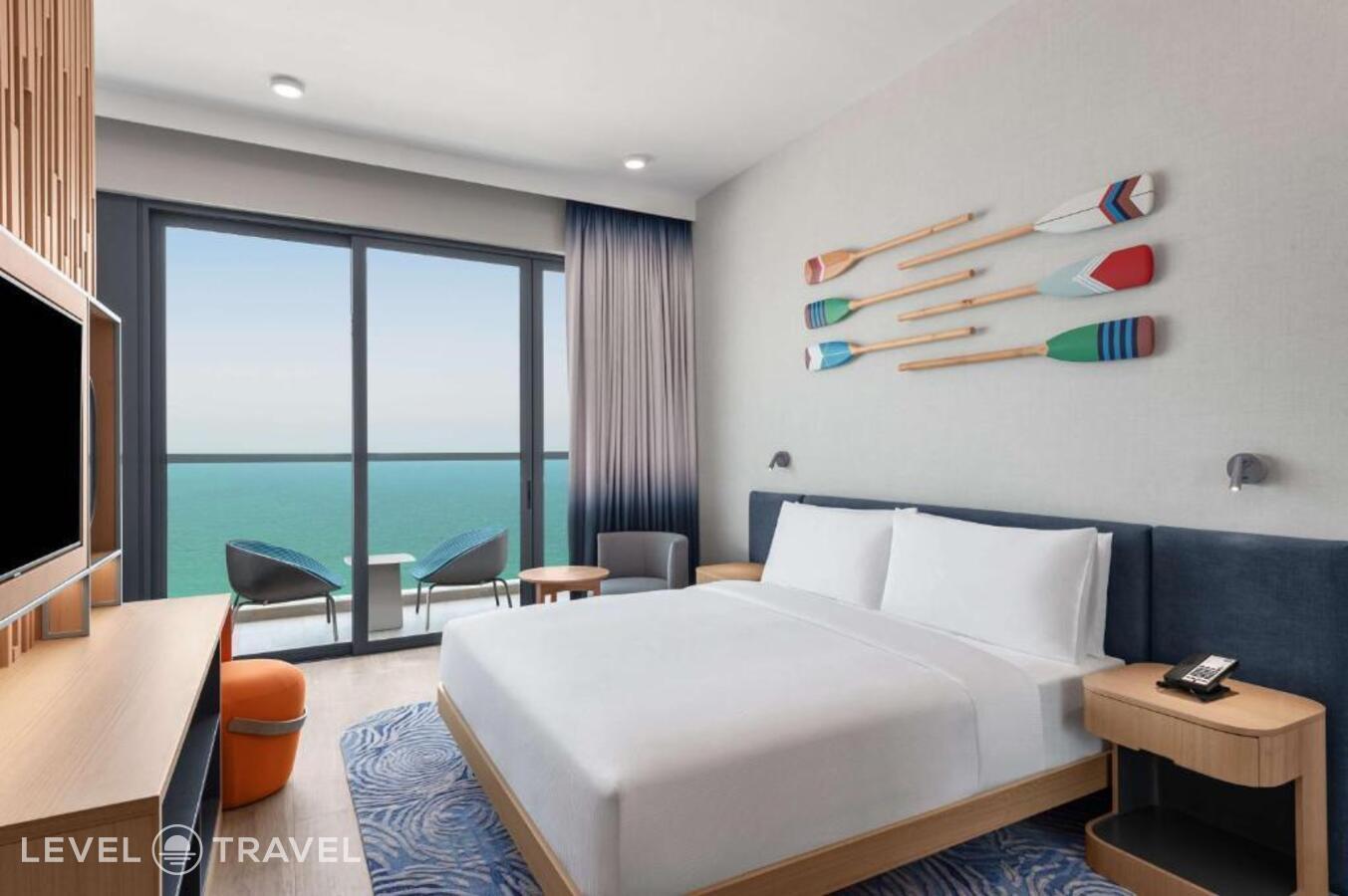 фотографии номера Стандартный с видом на океан отеля Hampton By Hilton Marjan Island в ОАЭ(Рас-аль-Хайма) - фото №1