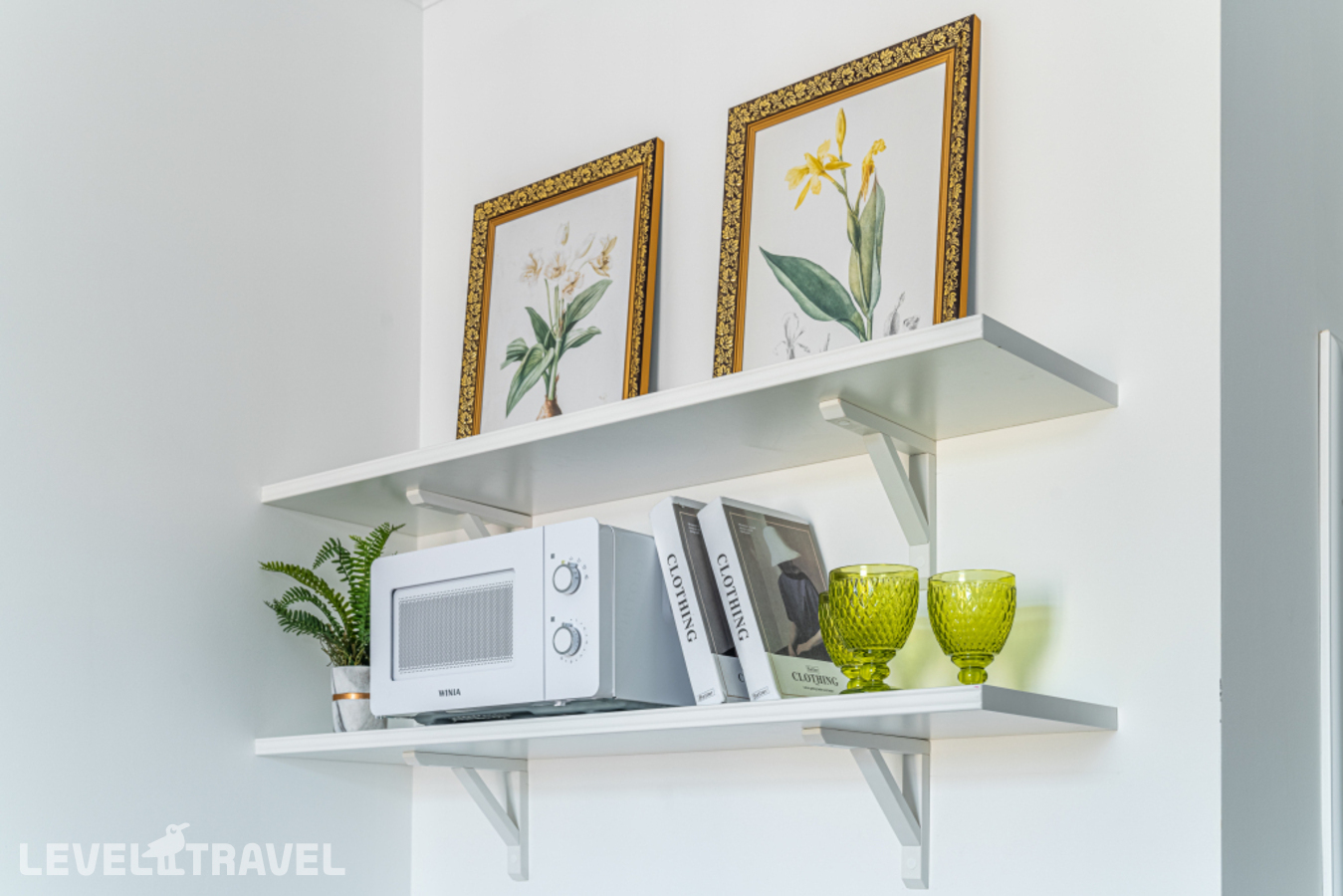 фотографии номера Двухместные апартаменты Comfort с красивым видом из окна двуспальная кровать отеля Апартаменты D Apartments С Видом На Невский Проспект в Россия(Центральный район) - фото №11