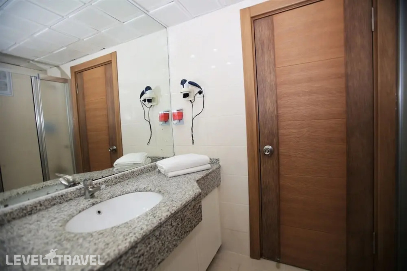 фотографии номера Стандартный с балконом и видом на море отеля Lara Hotel (Adults Only 18+) в Турция(Лара) - фото №2