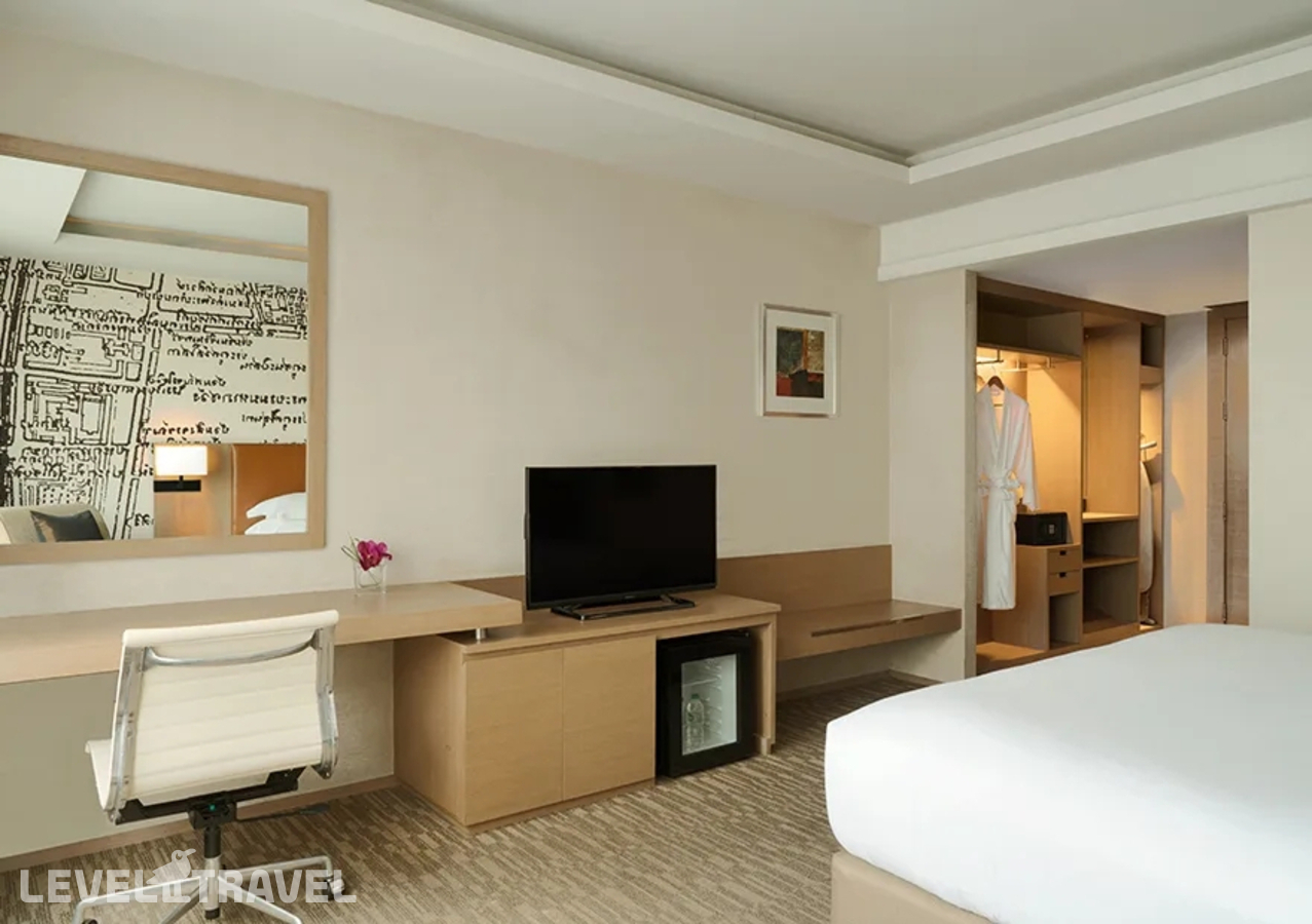 фотографии номера Двухместный номер Skyline Deluxe двуспальная кровать отеля Grand Mercure Bangkok Fortune в Таиланд(Бангкок) - фото №2