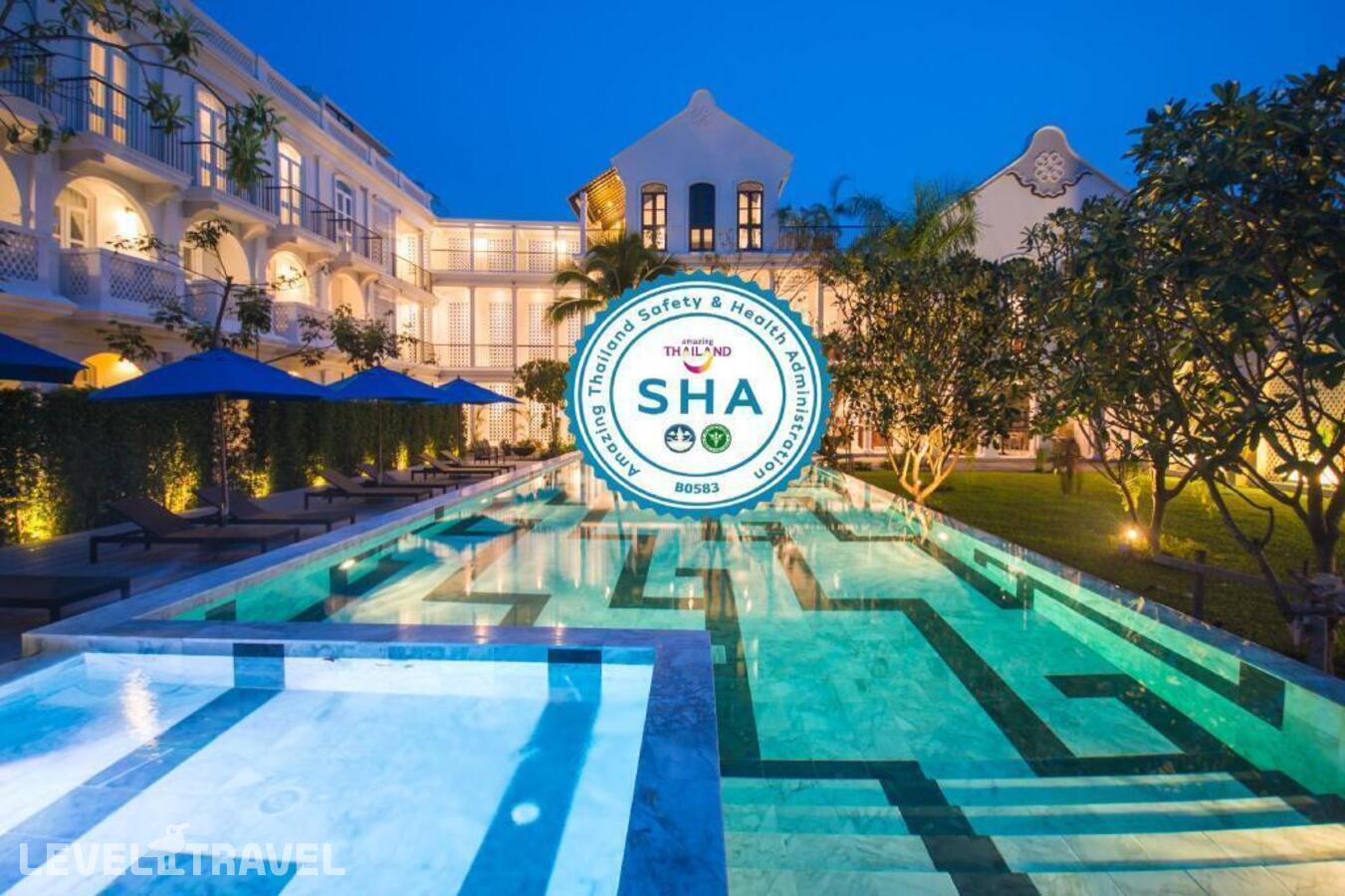 фотографии номера Двухместный номер Superior Mansion двуспальная кровать отеля Little Nyonya Hotel в Таиланд(город Пхукет) - фото №1