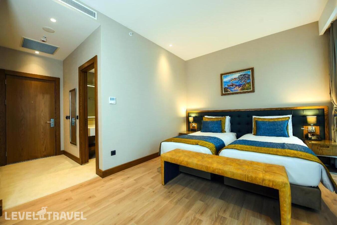 фотографии номера Делюкс (две односпальные кровати) отеля Cher Hotel & Spa Istanbul Beyoglu в Турция(Бейоглу) - фото №2