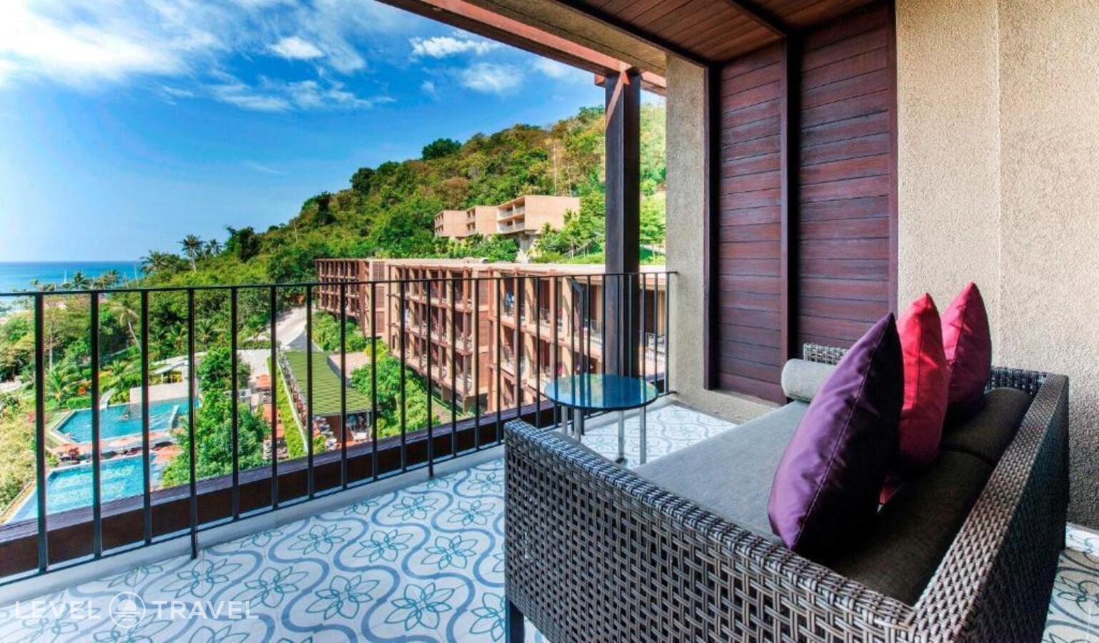 фотографии номера Семейный люкс отеля Sunsuri Phuket в Таиланд(Най Харн) - фото №9