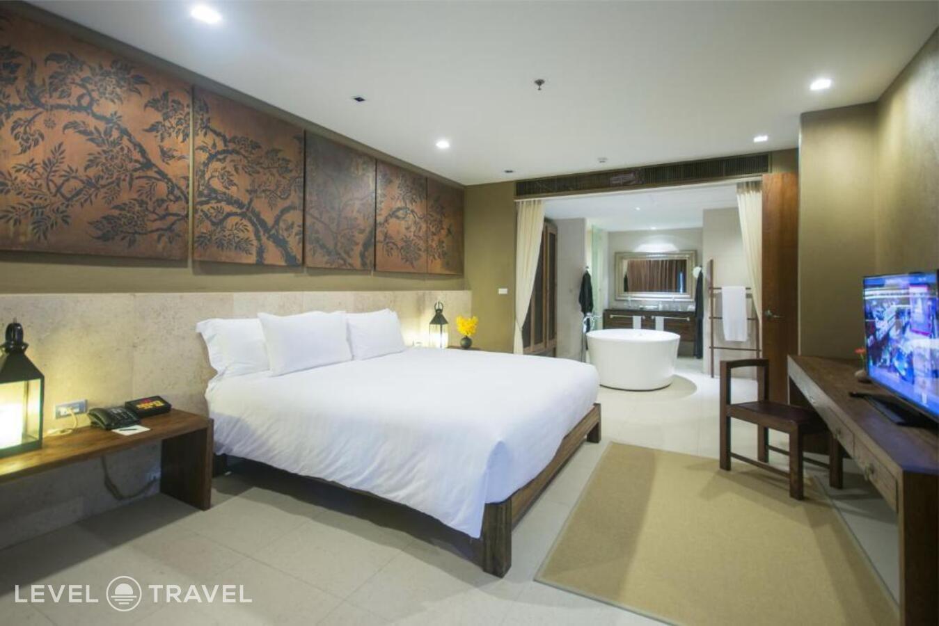 фотографии номера Семейный люкс отеля Sunsuri Phuket в Таиланд(Най Харн) - фото №7