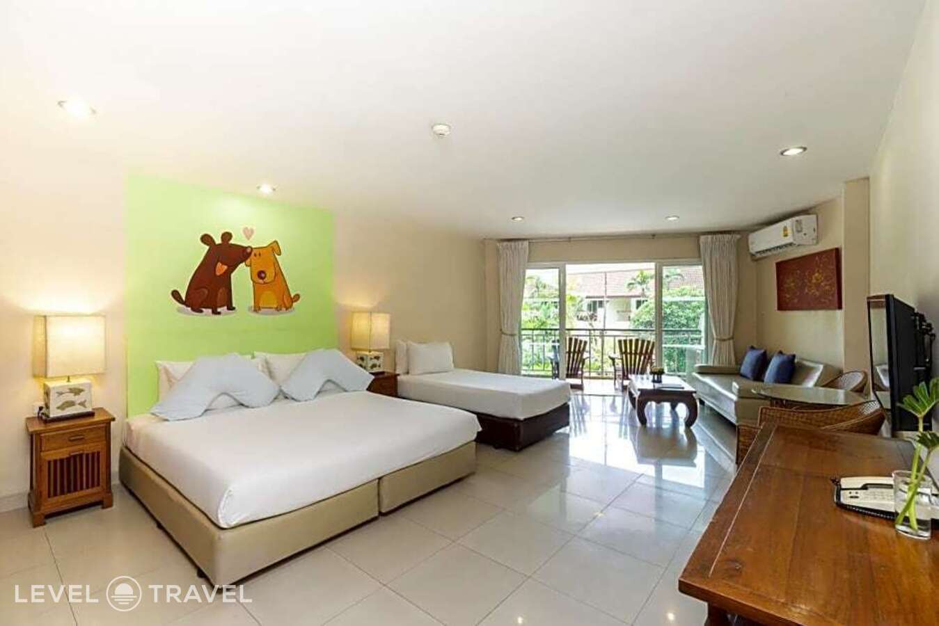 фотографии номера Номер семейный Deluxe с видом на бассейн отеля Bella Villa Cabana в Таиланд(Наклуа) - фото №2