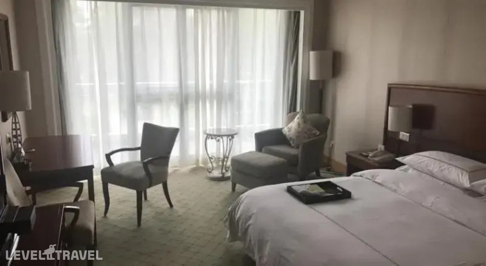 фотографии номера Номер Бизнес отеля Hongqiao State Guest Hotel Shanghai в Китай(Шанхай) - фото №2