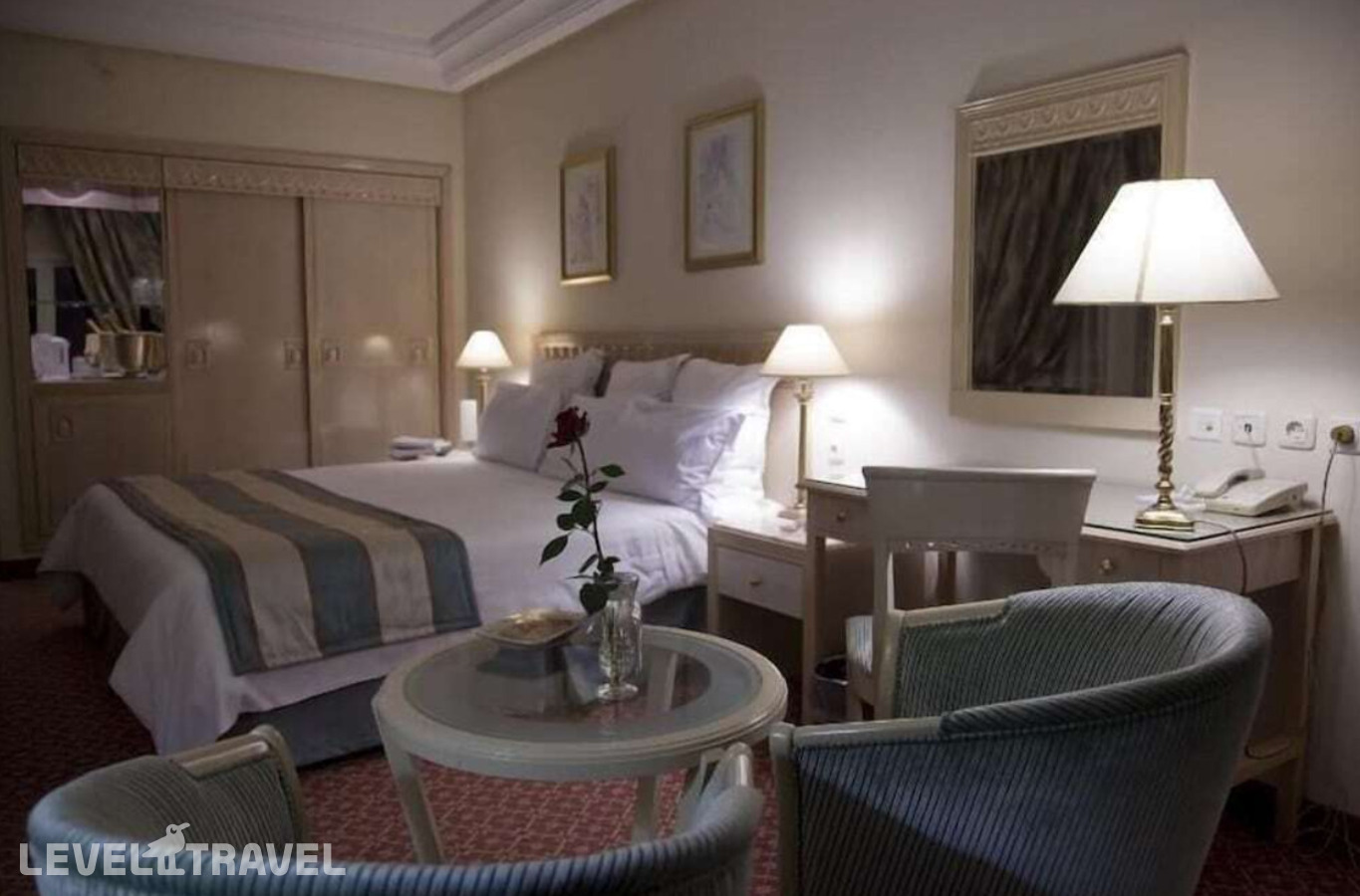 фотографии номера Улучшенный номер отеля Regency Tunis Hotel в Тунис(город Тунис) - фото №3