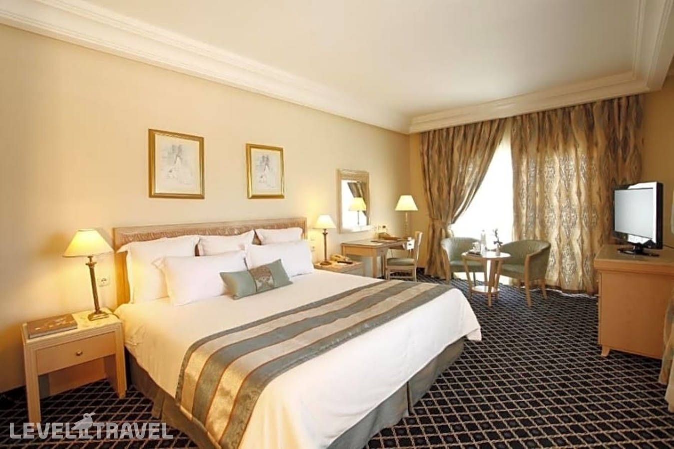фотографии номера Улучшенный номер отеля Regency Tunis Hotel в Тунис(город Тунис) - фото №2