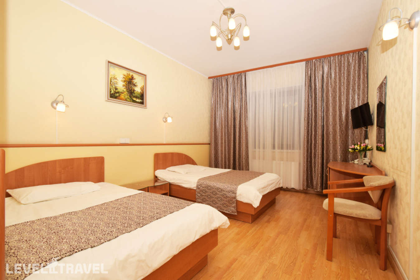 фотографии номера Номер Комфорт отеля Империя SPA (Империя СПА) в Россия(Центральный район) - фото №4