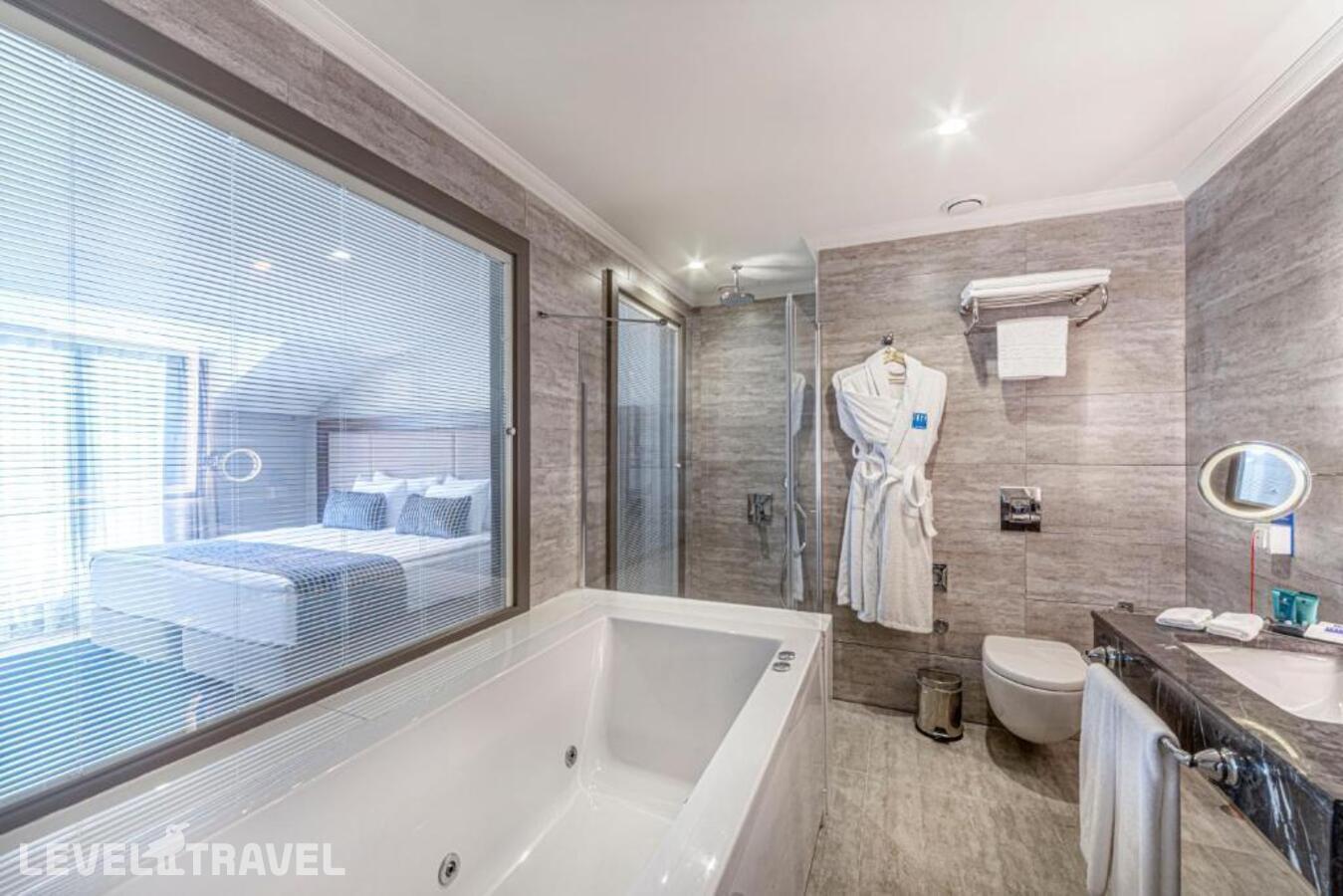 Двухместный люкс с джакузи Premium двуспальная кровать — фото 10