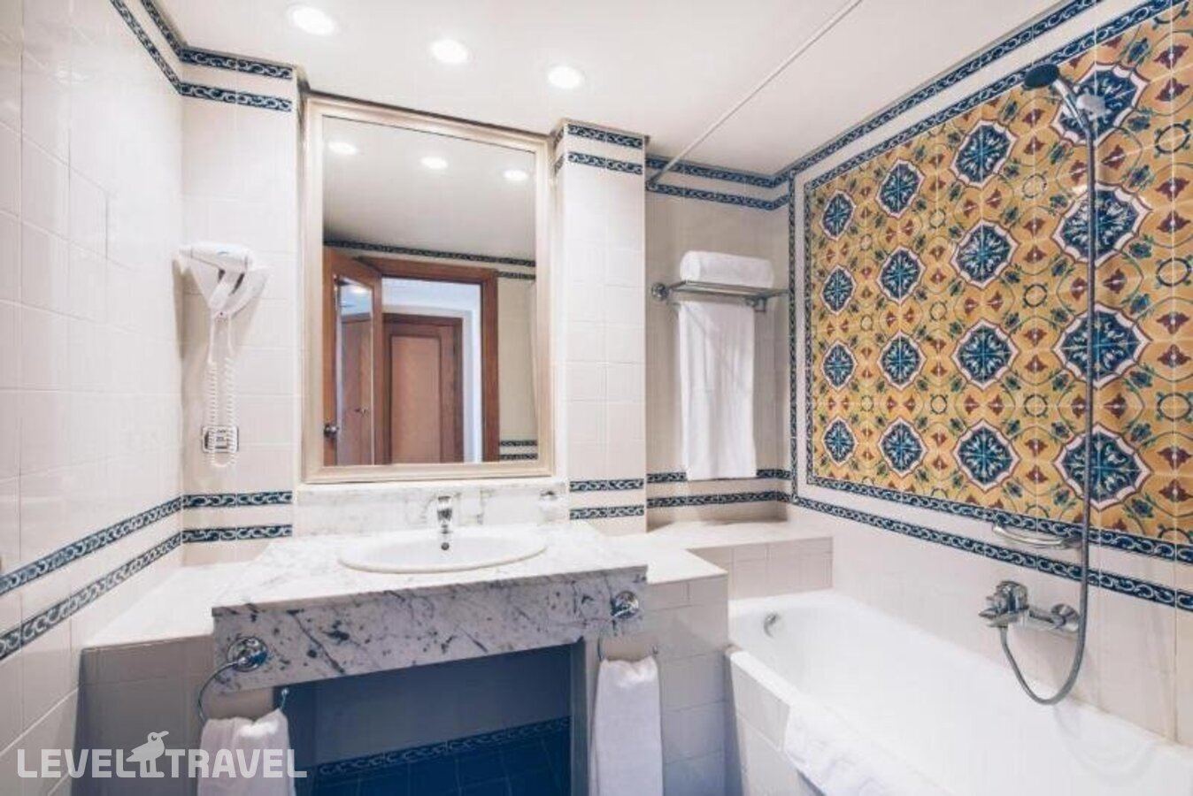 фотографии номера Стандартный с видом на бассейн отеля Iberostar Selection Kantaoui Bay в Тунис(Порт Эль-Кантауи) - фото №5