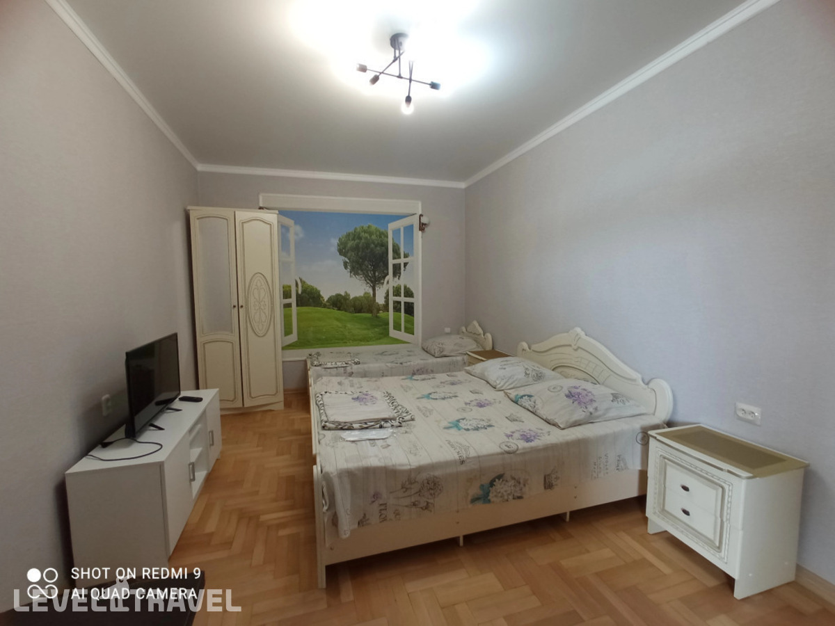 фотографии номера Трехместный улучшенный отеля Гостевой Дом Самира в Абхазия(Гагра) - фото №15