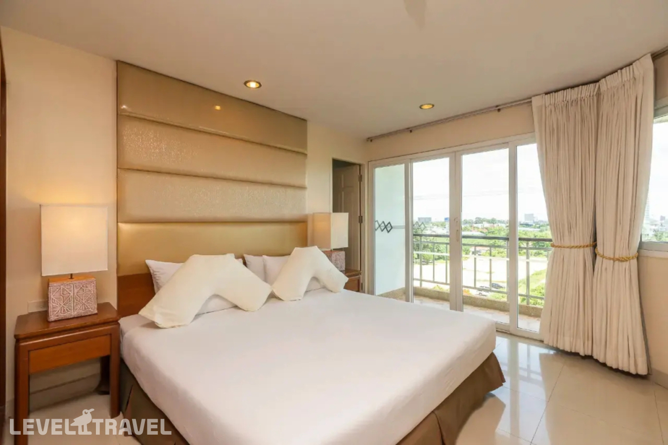 фотографии номера Люкс Cabana с 3 комнатами с видом на море отеля Bella Villa Cabana в Таиланд(Наклуа) - фото №1