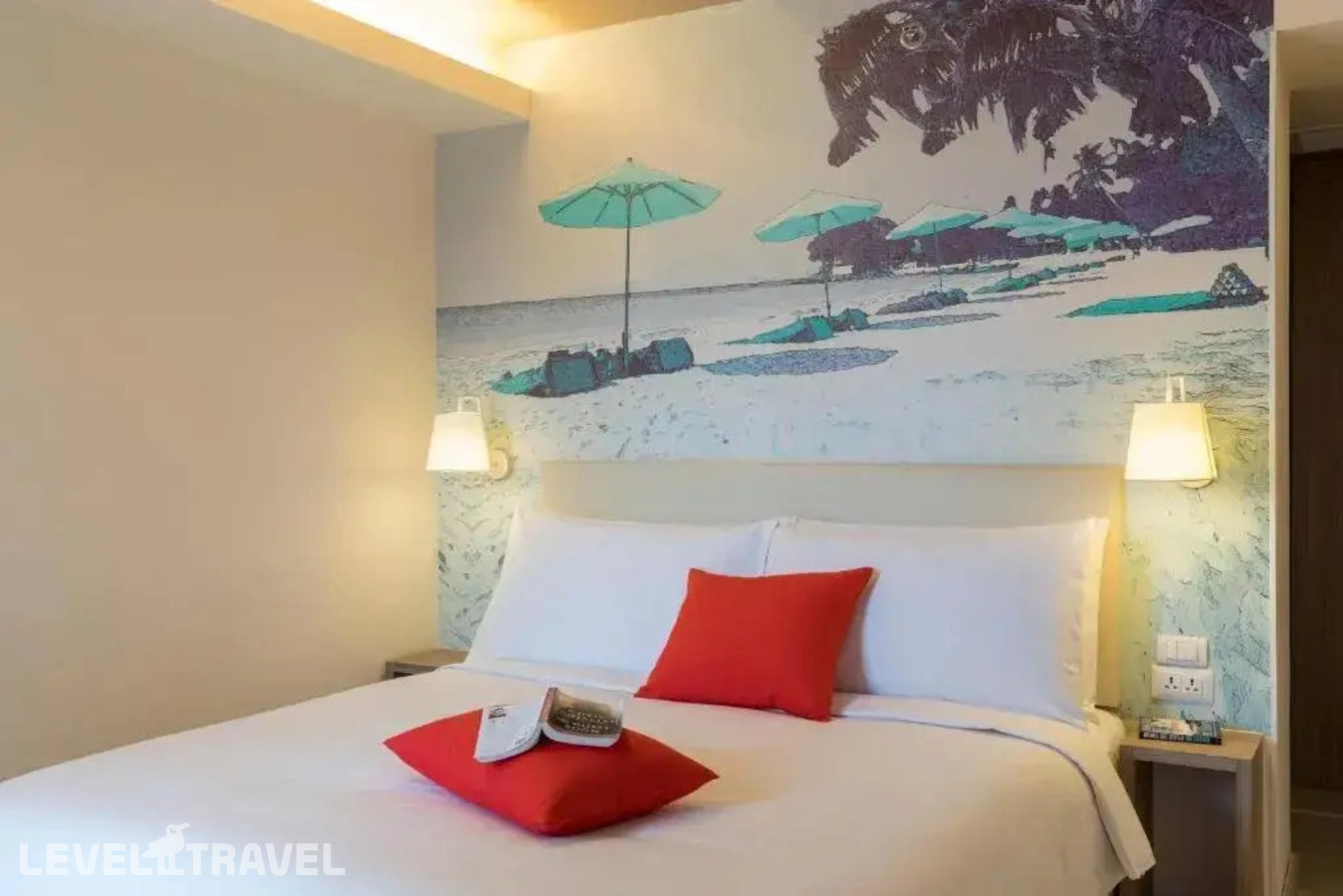 фотографии номера Трехместный семейный отеля Travelodge Pattaya (Ex. Premier Inn Pattaya) в Таиланд(Центральная Паттайя) - фото №1