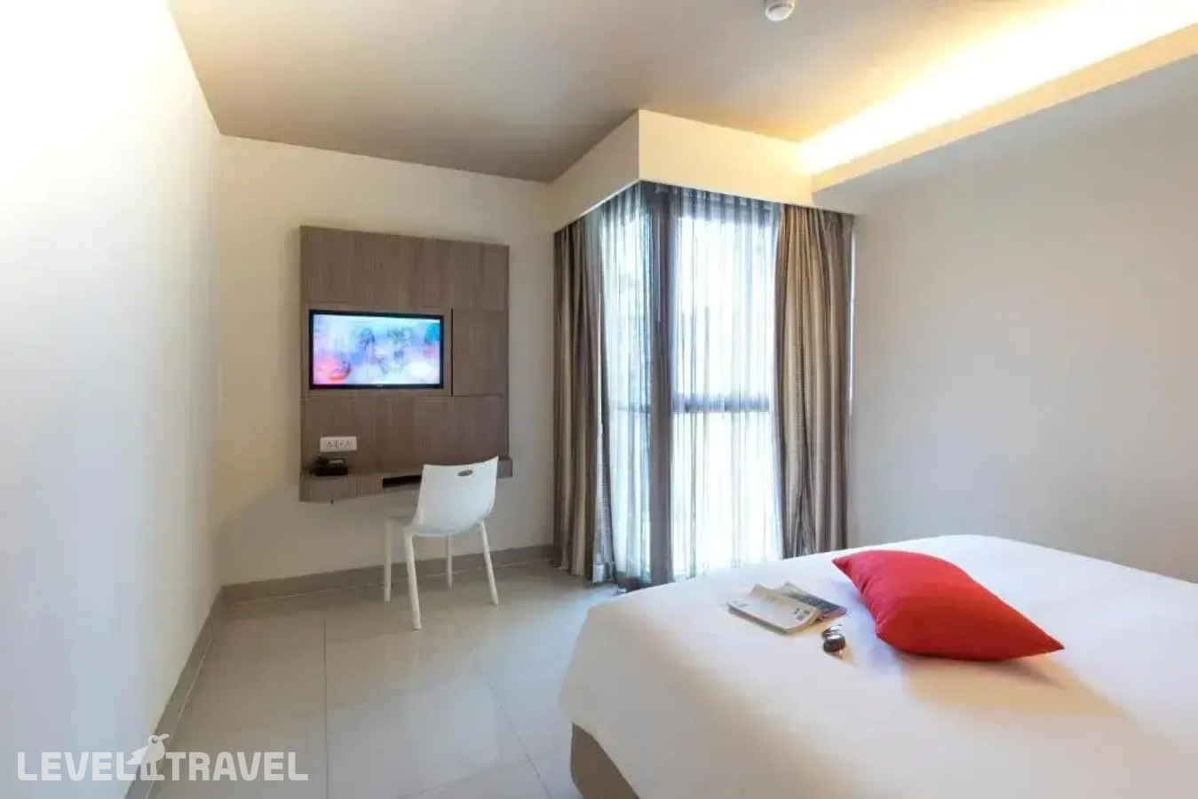 фотографии номера Трехместный семейный отеля Travelodge Pattaya (Ex. Premier Inn Pattaya) в Таиланд(Центральная Паттайя) - фото №2