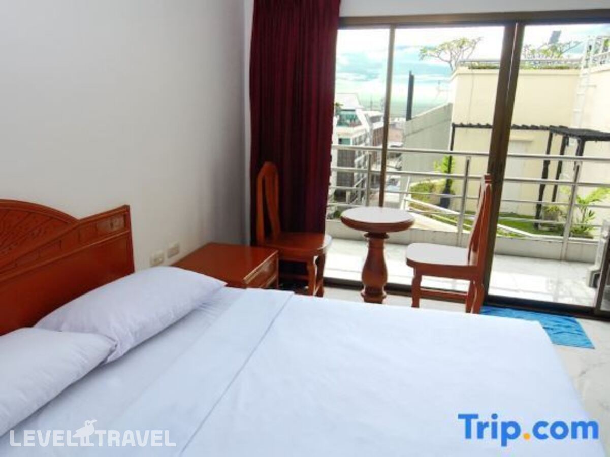 фотографии номера Делюкс отеля Highfive Guest House в Таиланд(Центральная Паттайя) - фото №6