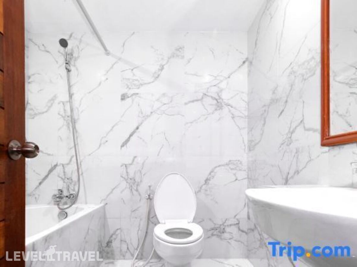 фотографии номера Делюкс отеля Highfive Guest House в Таиланд(Центральная Паттайя) - фото №7